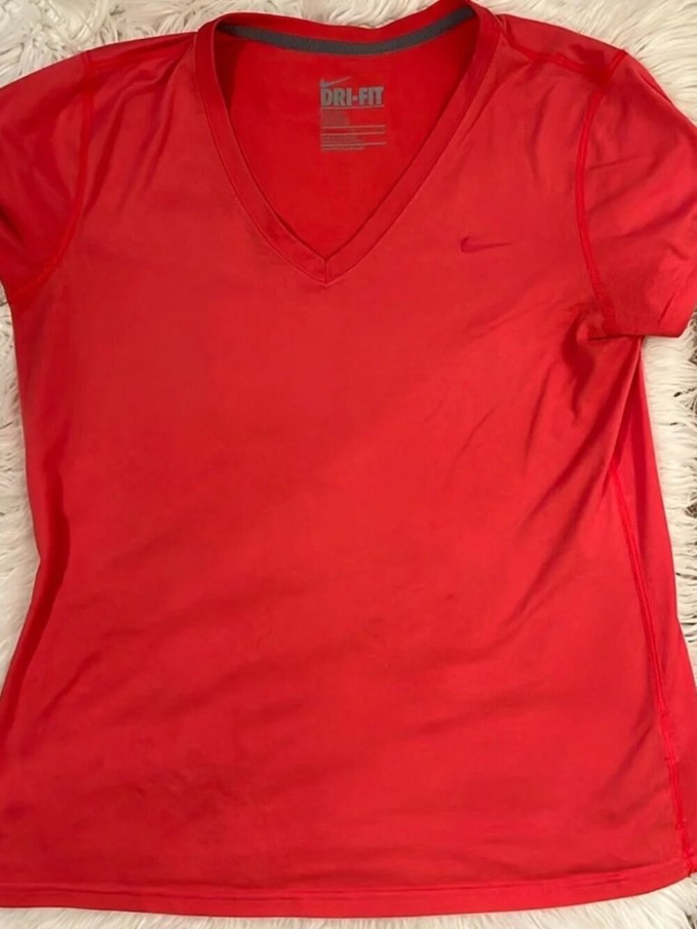 Womans Nike Dry fit v-neck top